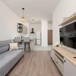 Διαμέρισμα Cosy With Balcony In By Renters Rzeszów