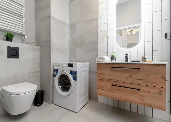 Cosy With Balcony In By Renters شقة رشيشوف