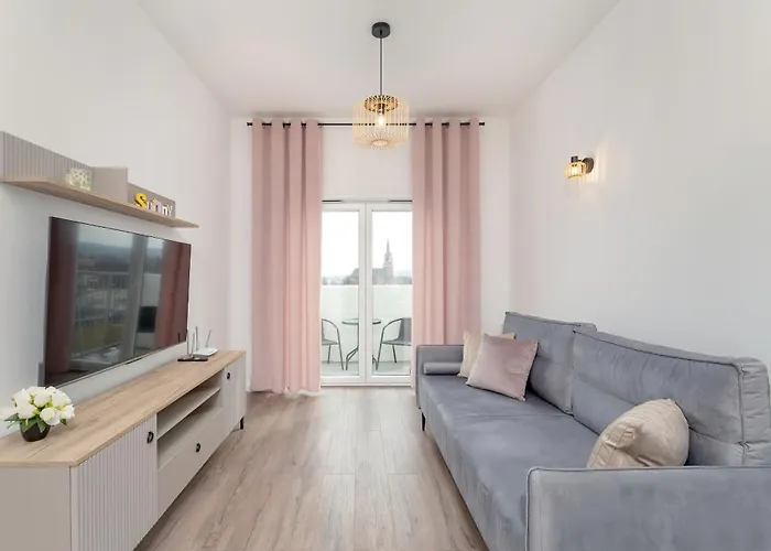 Cosy With Balcony In By Renters * ジェシュフ